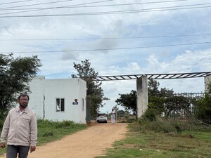 Plot Area in  Plot at Hosur Krishnagiri rd – for Sale