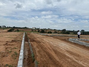 Plot Area in  Plot at Hosur Krishnagiri rd – for Sale