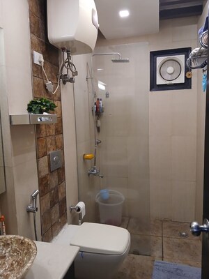 Bathroom in 3 BHK Builder Floor at Green Park – for Sale