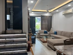 3 BHK + Servant Room Builder Floor For Sale in Green Park