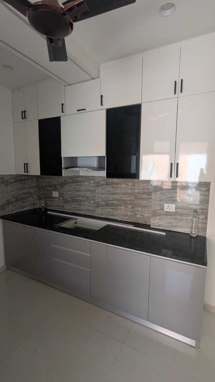 Kitchen, shapoorji-pallonji-joyville-gurgaon 3 Bedroom 1852 Sq.Ft. Apartment In Sector 102 Gurgaon 9086669