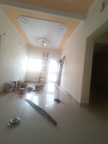 Room in 3 BHK Apartment at Nirman Apartments, Mayur Vihar Phase 1 – for Rent