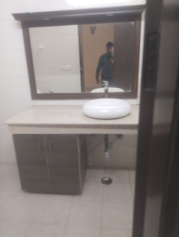 Bathroom in 4 BHK Apartment at Gardenia Grace, Sector 61 – for Rent
