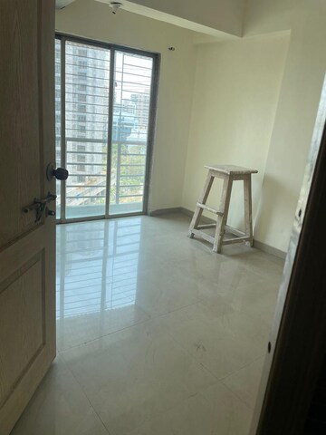 Room in 1 BHK Apartment at Pearl Planet, Kharghar – for Rent