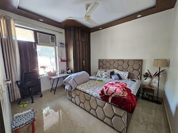 Bedroom in 2 BHK Builder Floor at Ansal Sushant Lok I, Sector 43 – for Rent