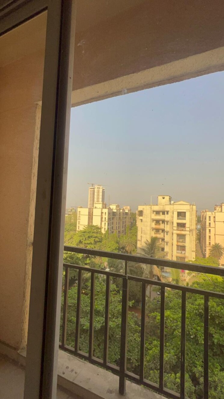 Balcony, cosmos-habitat 2 Bedroom 701 Sq.Ft. Apartment In Majiwada Thane 9086709