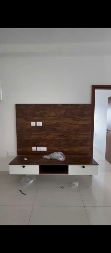 Furnished Amenities in 2.5 BHK Apartment at Prestige Tranquil, Kokapet – for Rent