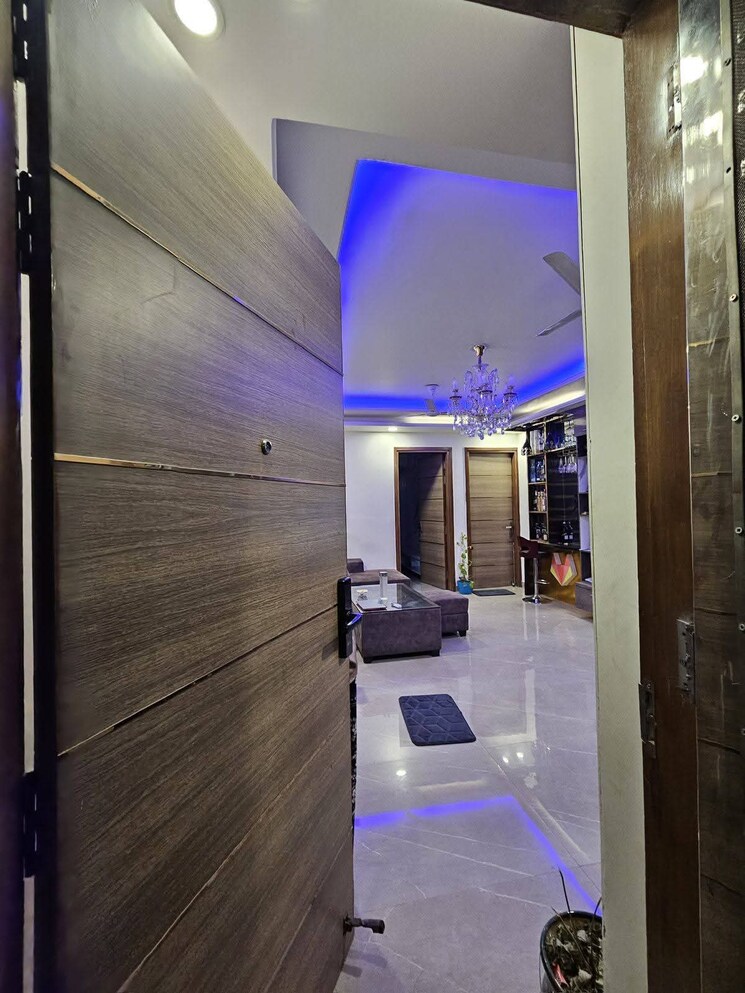 Master Bedroom, saket 3 Bedroom 1800 Sq.Ft. Builder Floor In Saket Delhi 9086764