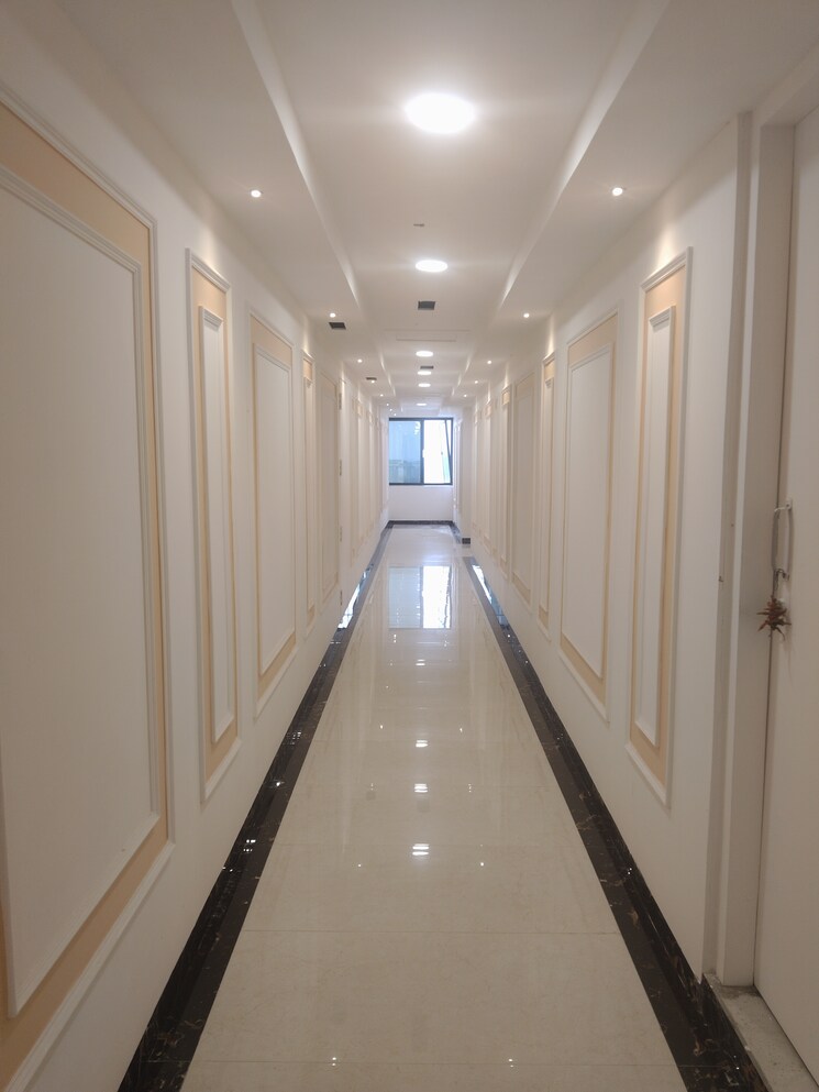 undefined, netaji subhash place Commercial Office Space 1134 Sq.Ft. In Netaji Subhash Place Delhi 9086736