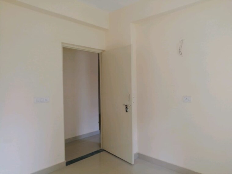 Room, adore-happy-homes-grand 3 Bedroom 1000 Sq.Ft. Apartment In Sector 85 Faridabad 9086748