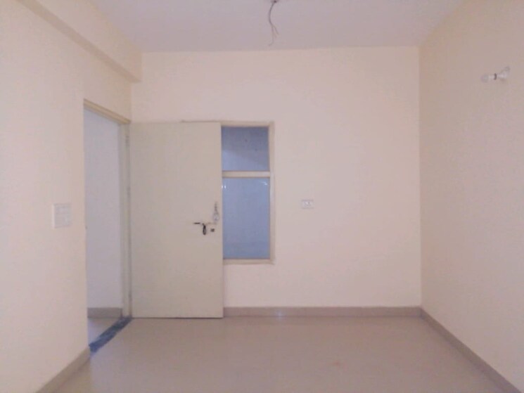 Room, adore-happy-homes-grand 3 Bedroom 1000 Sq.Ft. Apartment In Sector 85 Faridabad 9086748