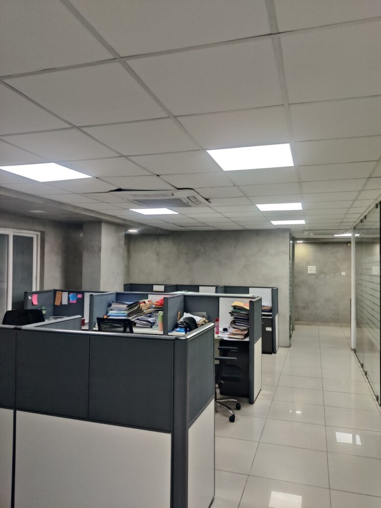 Team Area, ten-madhapur Commercial Office Space 3200 Sq.Ft. In Madhapur Hyderabad 9086782