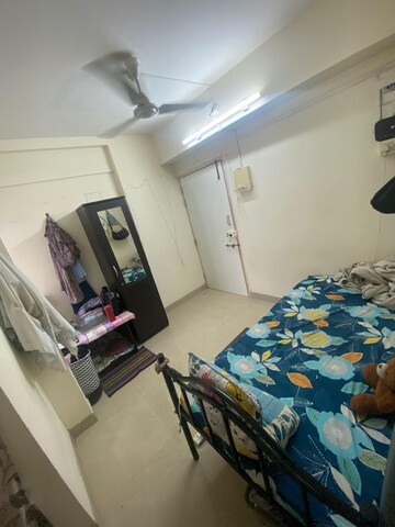 Bedroom in 1 BHK Apartment at Shreeniwas Tower, Lower Parel – for Rent