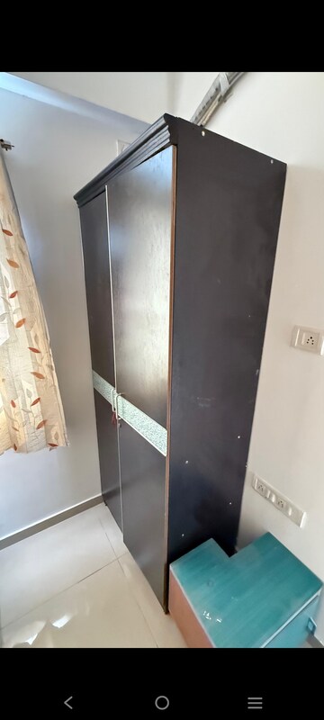 Furnished Amenities in 1 BHK Apartment at Applewood Satyesh Residency, Shela – for Rent