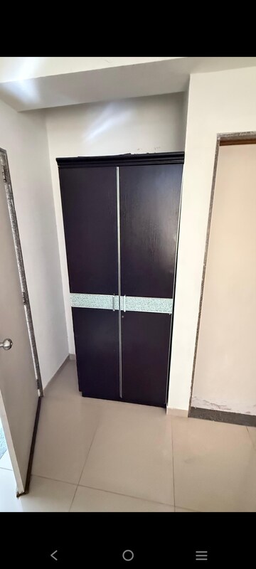 Furnished Amenities in 1 BHK Apartment at Applewood Satyesh Residency, Shela – for Rent