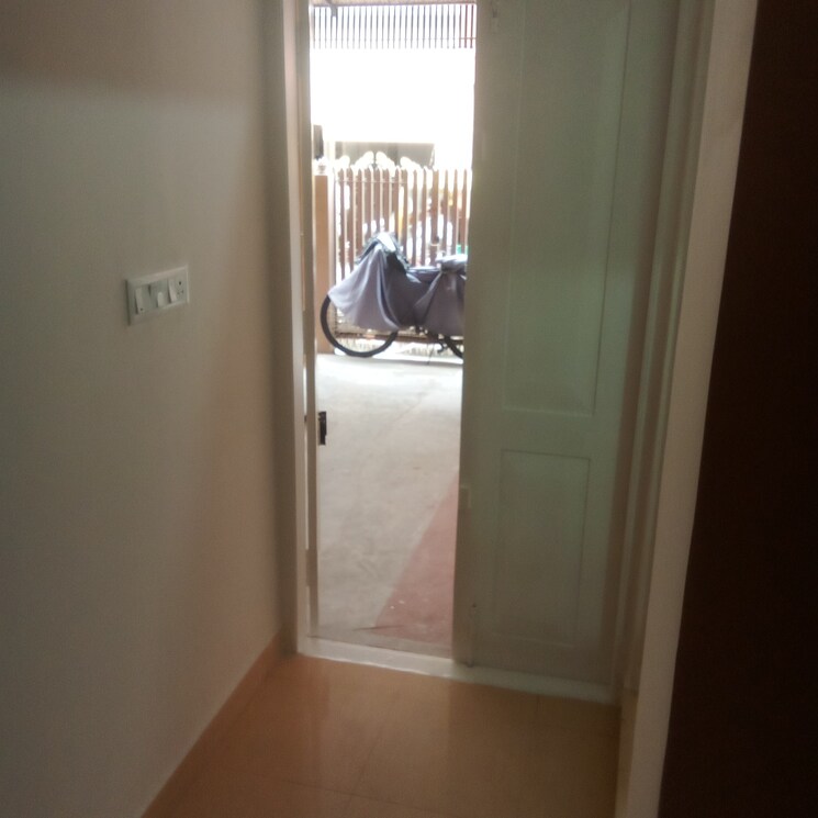 undefined, ejipura 1 RK 150 Sq.Ft. Builder Floor In Ejipura Bangalore 9086812