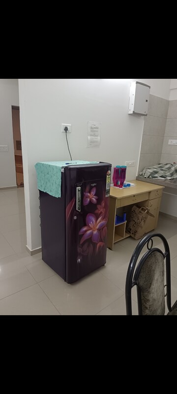Team Area in 3 BHK Apartment at Goyal Orchid Valley, Shela – for Rent