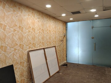 Room in  Office Space at Netaji Subhash Place – for Rent