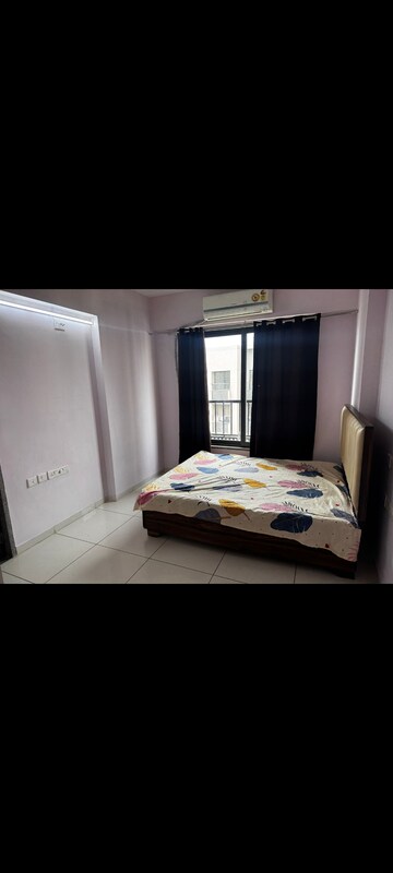 Bedroom in 3 BHK Apartment at Gala Orchid Sky, Shela – for Rent