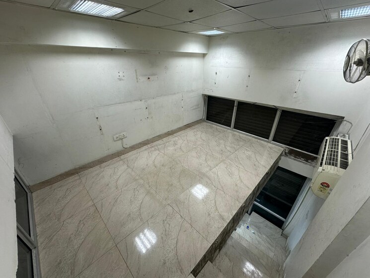 Kitchen, netaji subhash place Commercial Office Space 275 Sq.Ft. In Netaji Subhash Place Delhi 9086871