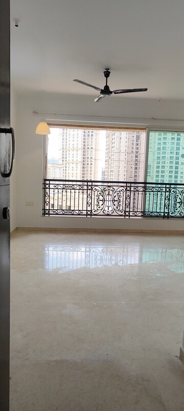 2.5 BHK Apartment For Rent in Hiranandani Meadows, Manpada
