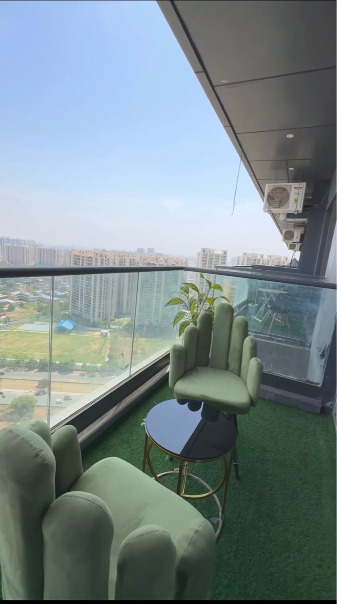 Studio+ Extra Room Apartment For Rent in Galaxy Blue Sapphire Plaza