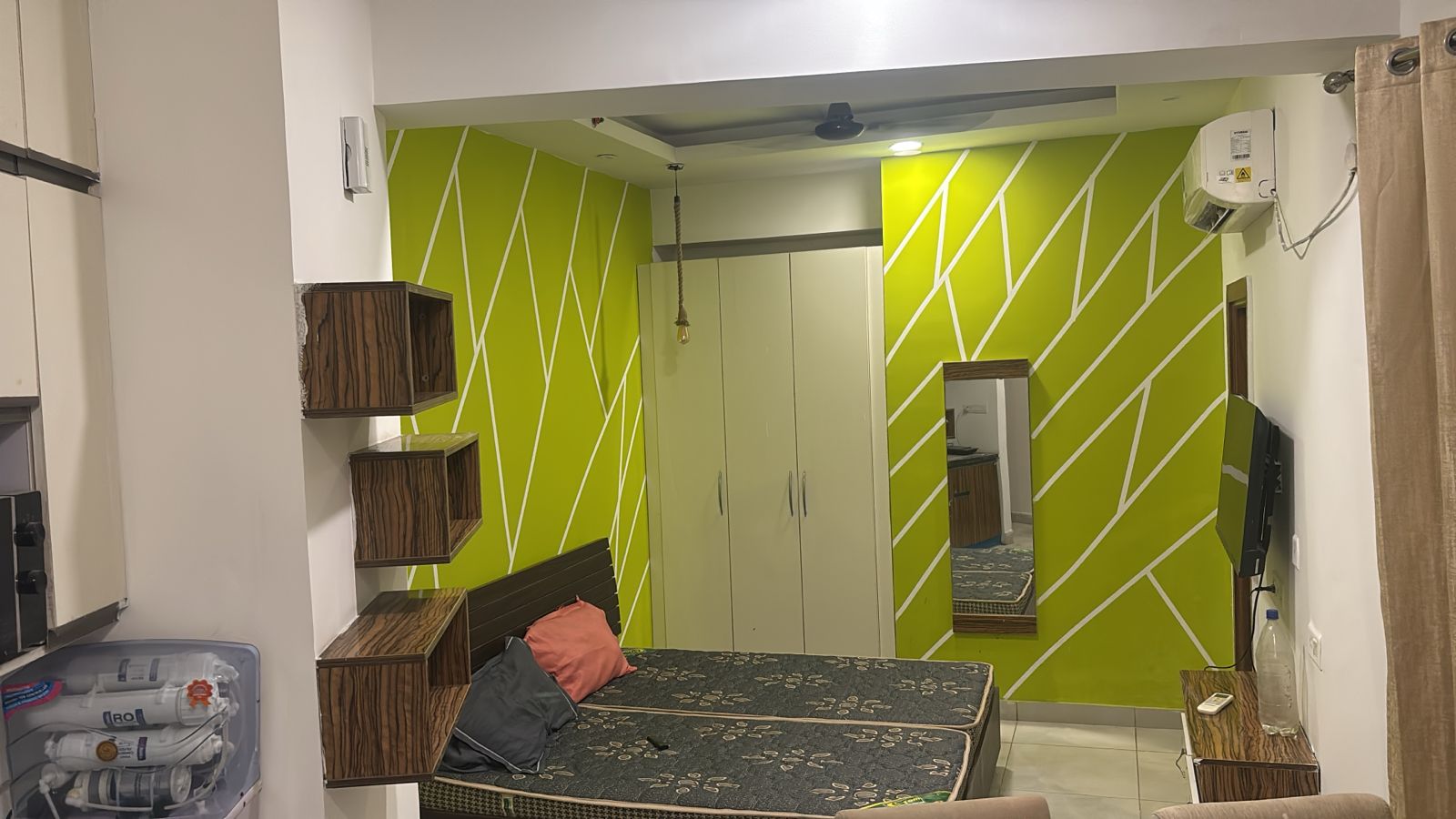 1 RkApartment For Rent in Supertech North Eye