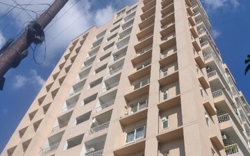 2 BHK Apartment For Sale in Royce Sentosa Parc, Raj Nagar Extension