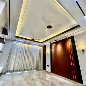 Balcony in 4 BHK Builder Floor at Central Park The Orchard, Sohna Sector 33 – for Sale