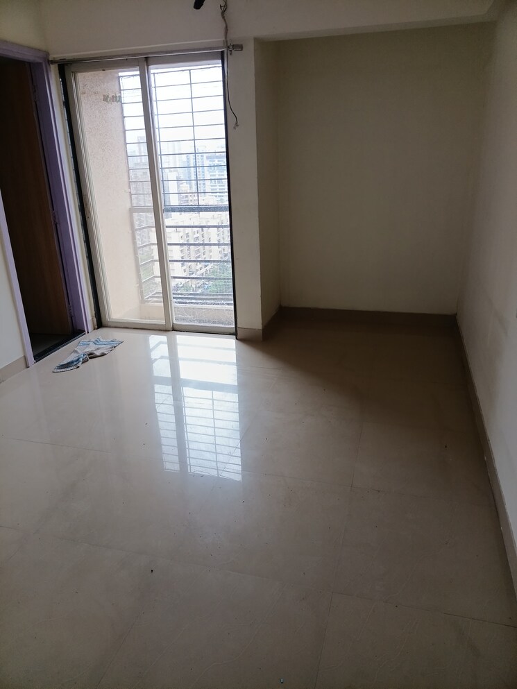 Room, db-parkwoods 3 Bedroom 1345 Sq.Ft. Apartment In Kasarvadavali Thane 9086951