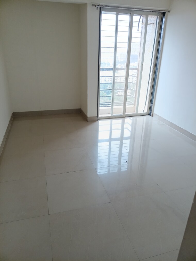 Room, db-parkwoods 3 Bedroom 1345 Sq.Ft. Apartment In Kasarvadavali Thane 9086951