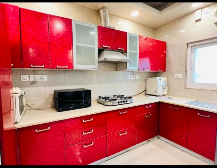 Kitchen, freedom fighters enclave 3 Bedroom 18000 Sq.Ft. Builder Floor In Freedom Fighters Enclave Delhi 9086978