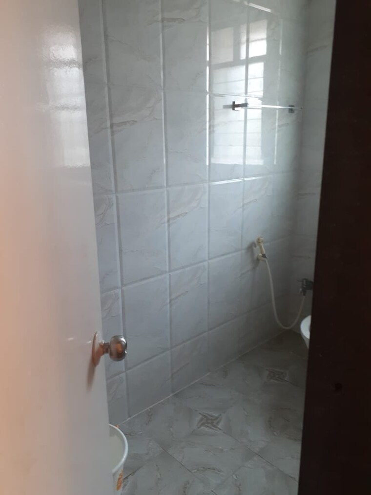 Bathroom, sangameshwari-apartment 2 Bedroom 1000 Sq.Ft. Apartment In Dattawadi Pune 9086983