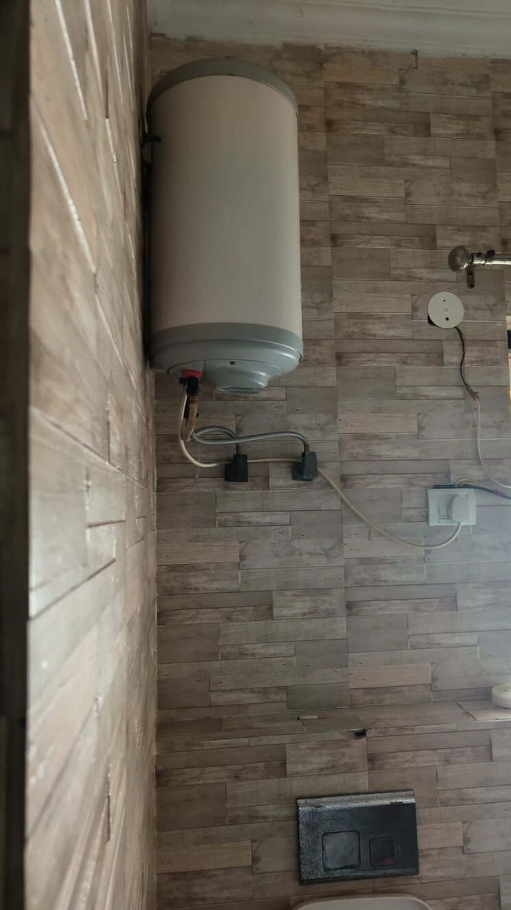 Bathroom, palam vihar 2 Bedroom 2800 Sq.Ft. Builder Floor In Palam Vihar Gurgaon 9086997