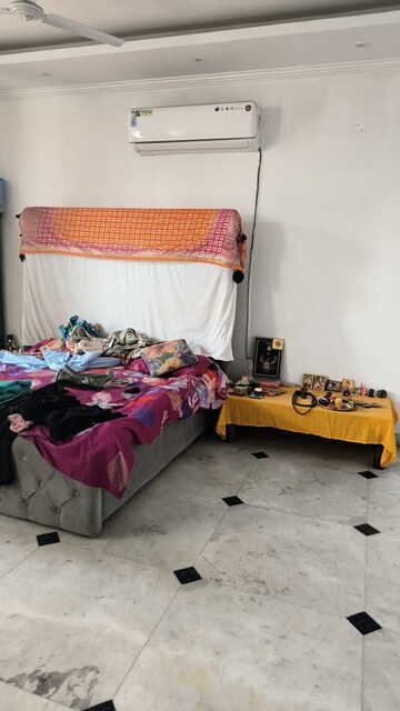 Bedroom in 2 BHK Builder Floor at Palam Vihar – for Rent