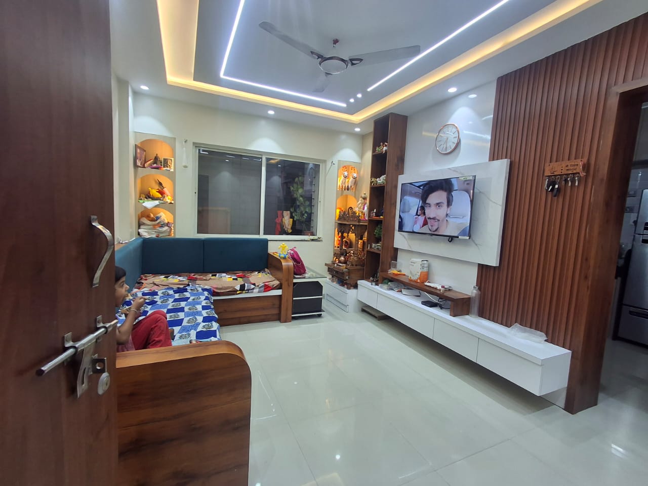 2 BHK + Servant Room Apartment For Sale in Manthan Heights HSC