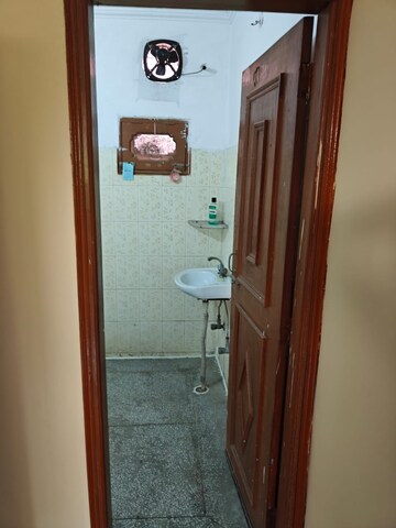 Bathroom in 3 BHK Builder Floor at Palam Vihar – for Rent