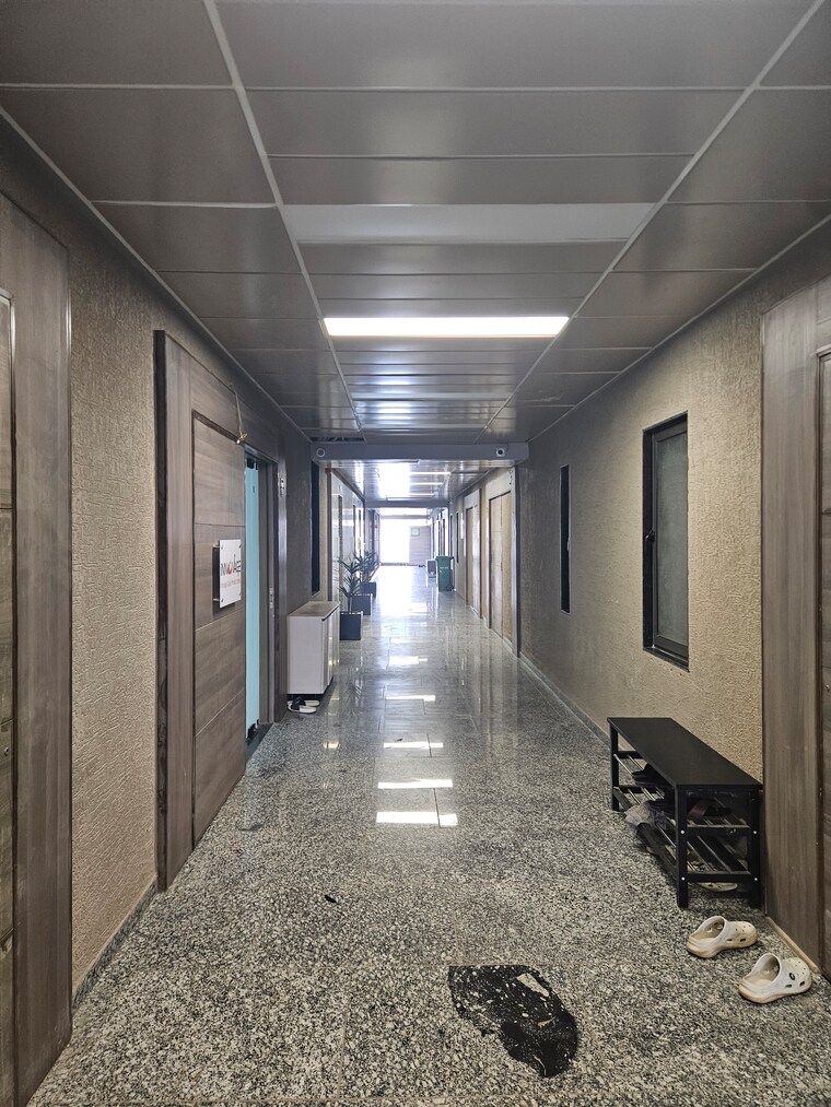  Parking, avirat-silver-radiance-4 Commercial Office Space 1445 Sq.Ft. In Gota Ahmedabad 9087107