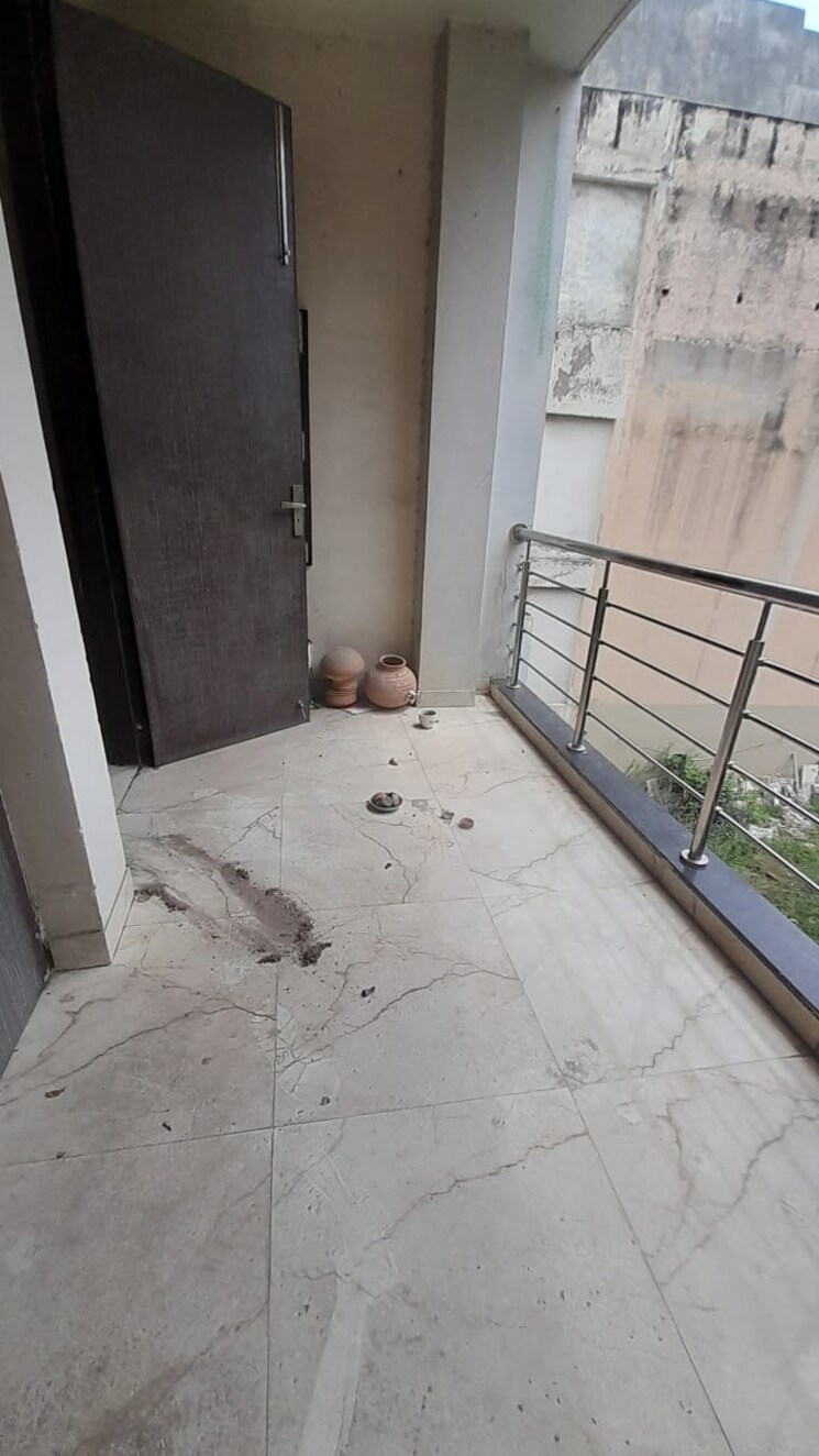 Balcony, sushant-lok-2 3 Bedroom 180 Sq.Yd. Builder Floor In Sector 57 Gurgaon 9087110