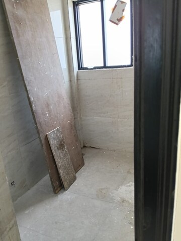  3 BHK Apartment at Pir Machalla – for Sale
