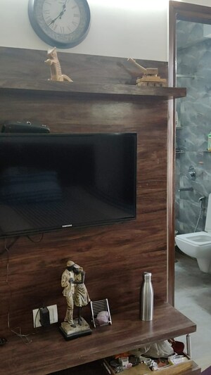 Furnished Amenities in 3 BHK Builder Floor at Sushant Lok 2, Sector 57 – for Sale