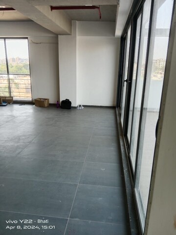 Office Space For Rent in Sola