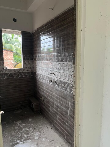 Bathroom in 1.5 BHK Apartment at Joka – for Sale