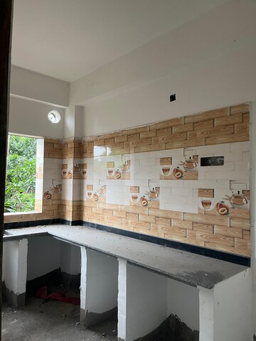 Kitchen in 1.5 BHK Apartment at Joka – for Sale