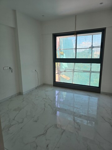 Room in 2 BHK Apartment at Dadar West – for Sale