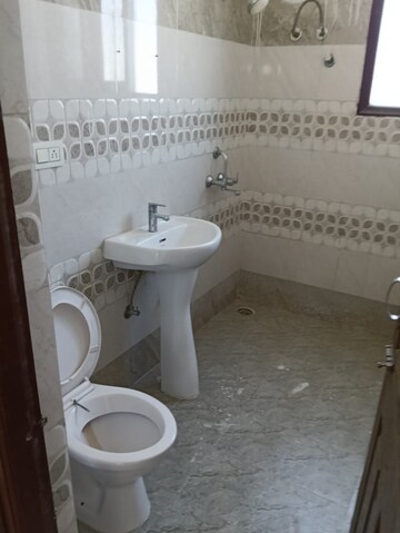 Bathroom in 3 BHK Apartment at Pir Machalla – for Sale