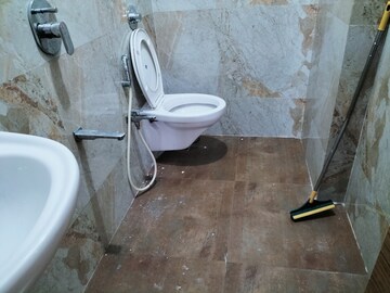 Bathroom in 1 BHK Apartment at Prayag Heights, Dindoshi – for Rent