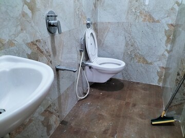 Bathroom in 1 BHK Apartment at Prayag Heights, Dindoshi – for Rent