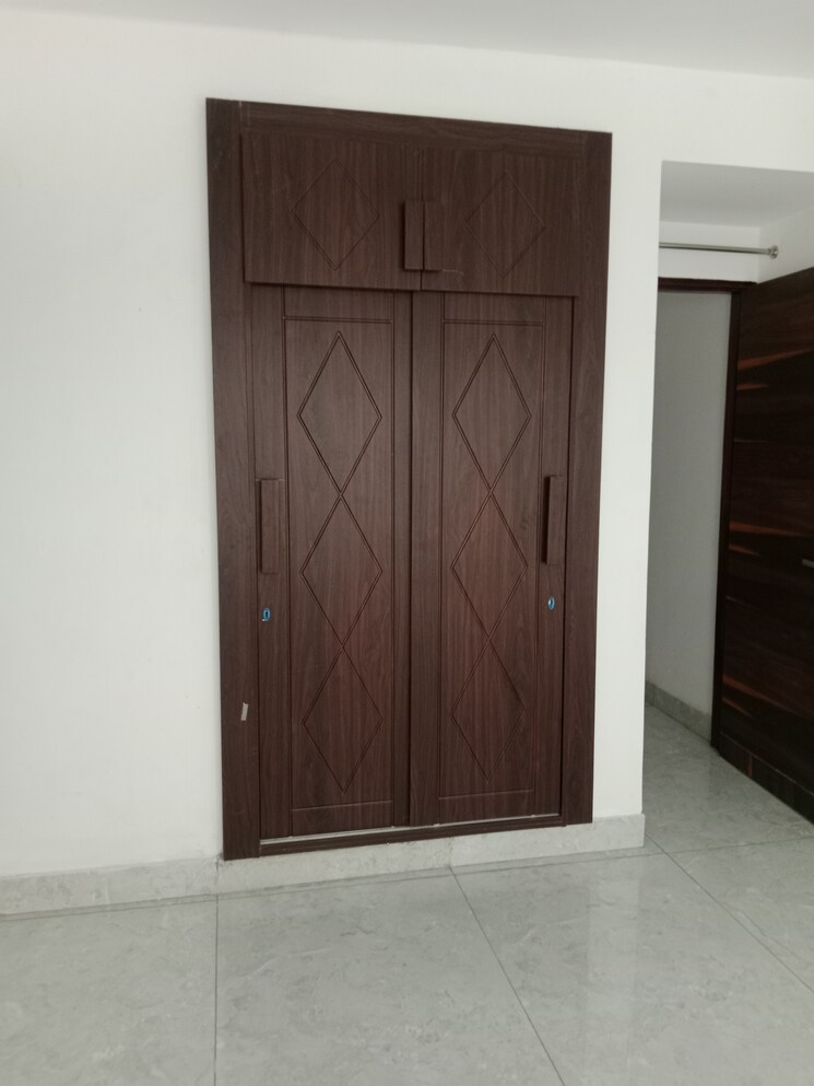 Room, sector 40 2.5 Bedroom 1165 Sq.Ft. Apartment In Sector 40 Panipat 9087210