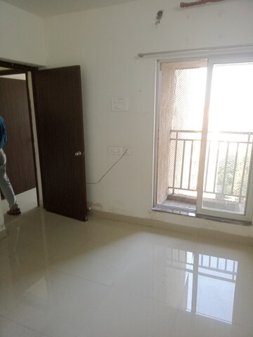 Room in 1 BHK Apartment at Meenar Ammar Meadows, Shilphata – for Rent